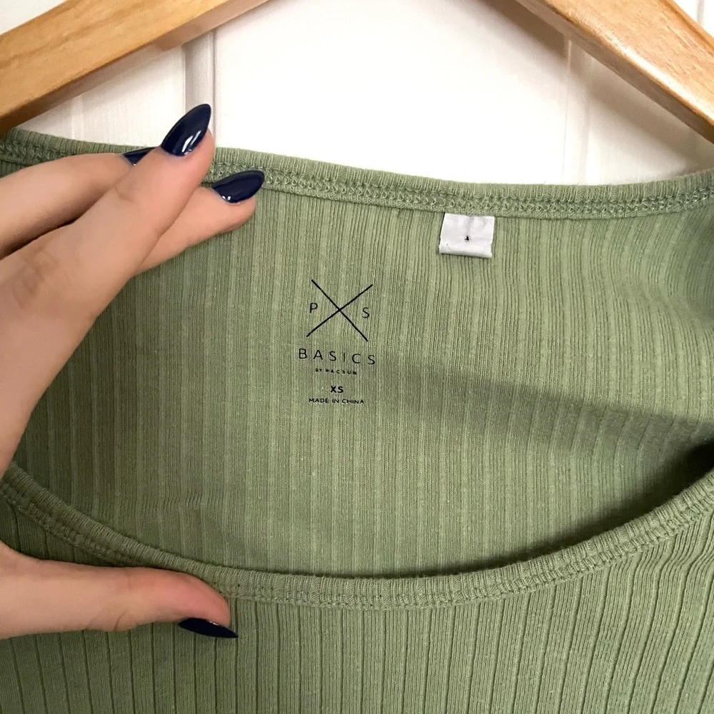 Pacsun Basics Ribbed Green Tight Cropped Short Sleeve Size XS - Picture 2 of 3